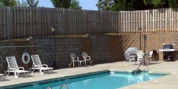 Intown Suites Extended Stay Anderson Sc - Clemson University Kemudahan gambar